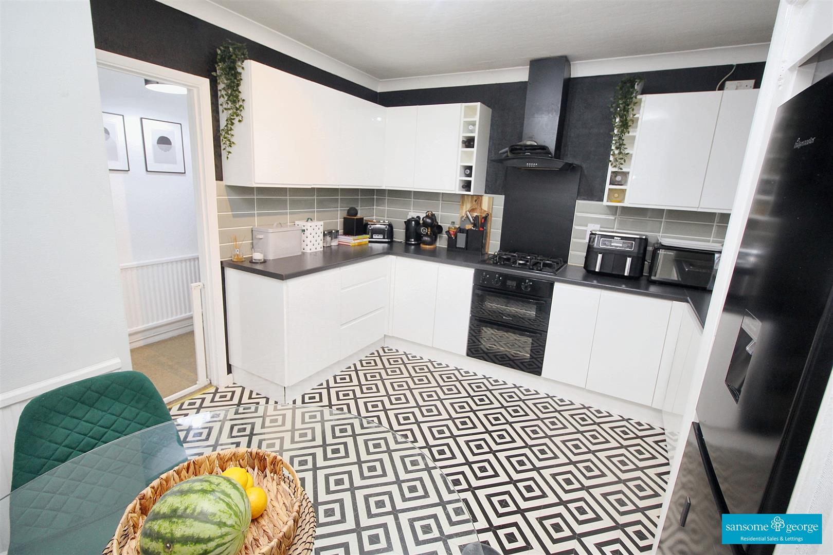 Halpin Close, Calcot, Reading